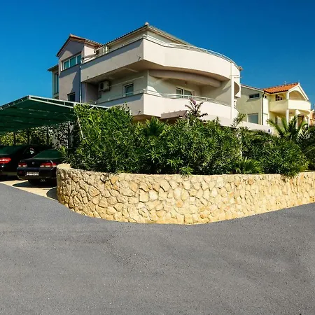 Resman Apartman